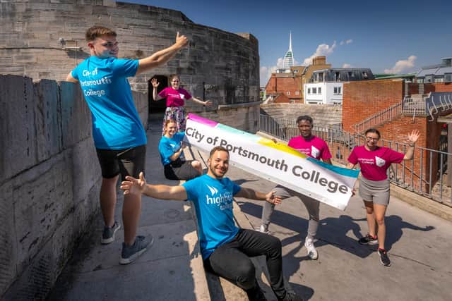 Students from Highbury and Portsmouth Colleges together as students of the newly formed City of Portsmouth College along the Hot Walls in Old Portsmouth,
Photograph by Christopher Ison ©