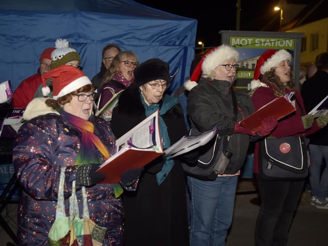 Lee-on-the-Solent Christmas lights were switched on in the High Street on Friday, November 24.
Picture: Sarah Standing (241123-2252)