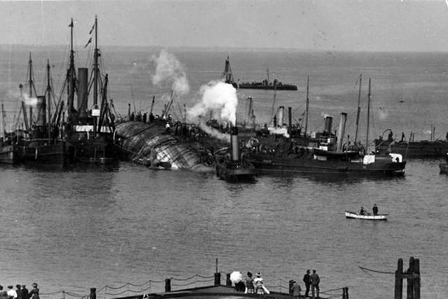 HMS Gladiator passing Victoria Pier en-route to Portsmouth Dockyard.Being assisted by tugs and associated vessels HMS Gladiator is assisted into Portsmouth Harbour. People watch on from Victoria Pier. HMS Gladiator Portsmouth-based cruiser and American steamer SS Saint Paul collided in a snowstorm off the Isle of Wight on April 25 in 1908. One officer and 28 men in total had died, most of them drowned. Strangely, the SS Saint Paul capsized and sank in New York Harbour on 25 April, 1918, exactly 10 years after HMS Gladiator sank. Picture: Paul Costen collection