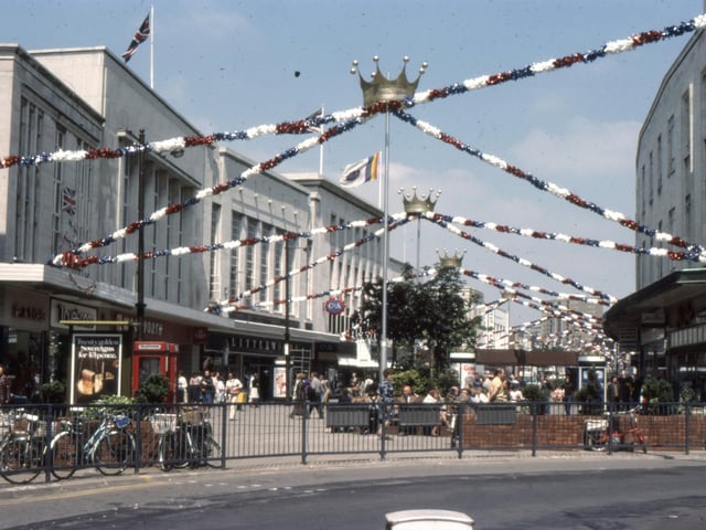 More decorations hung up in Commercial Road
Picture: Portsmouth Camera Club