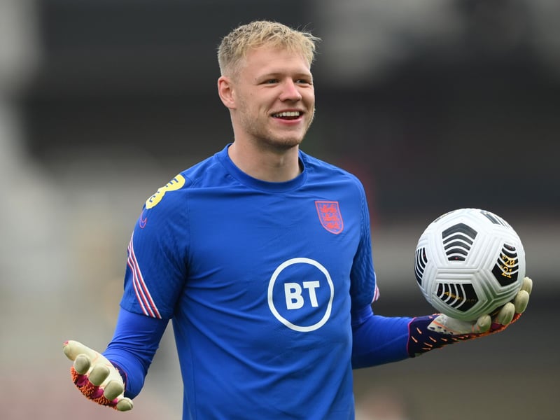 Ex-Sheffield United goalkeeper Paddy Kenny has claimed the Blades' current number one Aaron Ramsdale has claimed a move to Spurs would be 'perfect' for the player, as he could both learn from Hugo Lloris and challenge him for his starting spot. (Football Insider)