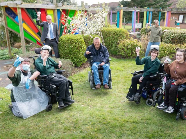 Geoff Holt MBE DL and his charity Wet Wheels launches groundbreaking 360 degree open water video adventure for land-locked young disabled people. Students Sherwin Harcourt, Poppy Garton, Sophie Anderson and Arlo Kearns try it out. 