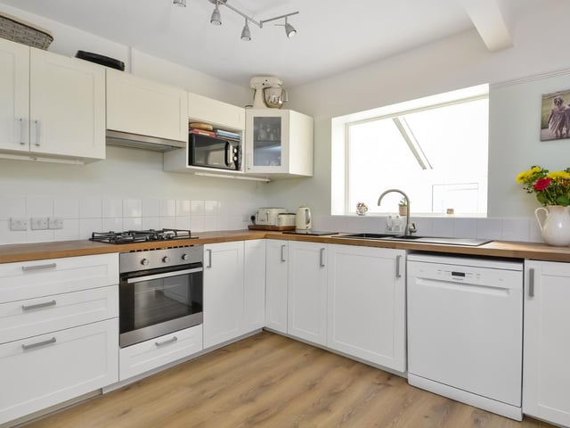 68 Old Manor Way, Drayton, Portsmouth, Hampshire Guide Price ~ £387,000