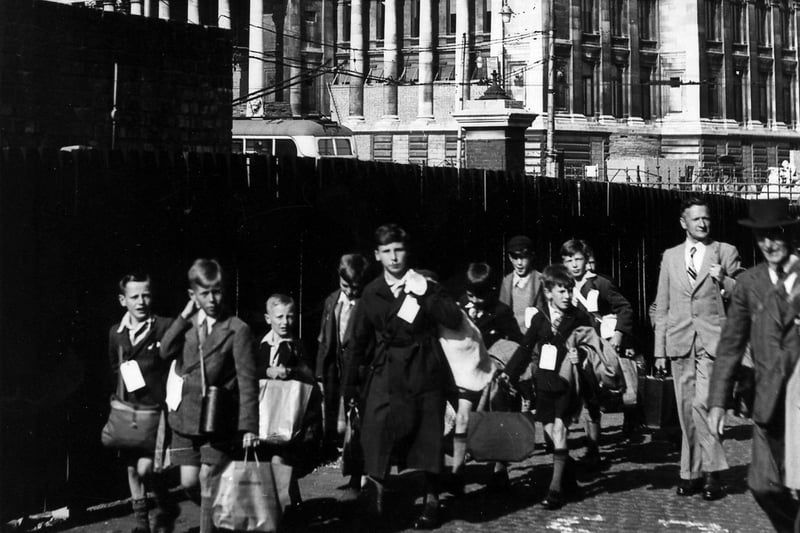 Portsmouth evacuees June 1940. The News Portsmouth PP288