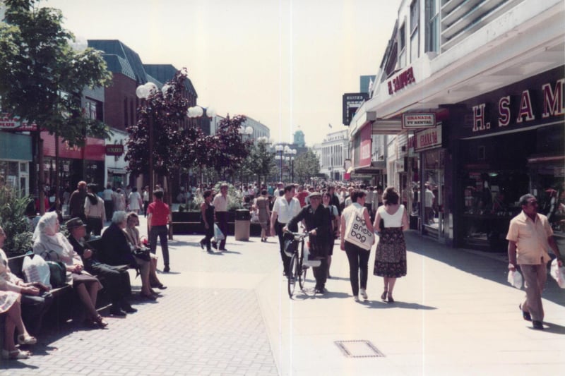 This is what Commercial Road looked like in the 1980s - can you remember these shops? Picture by Steve Spurgin