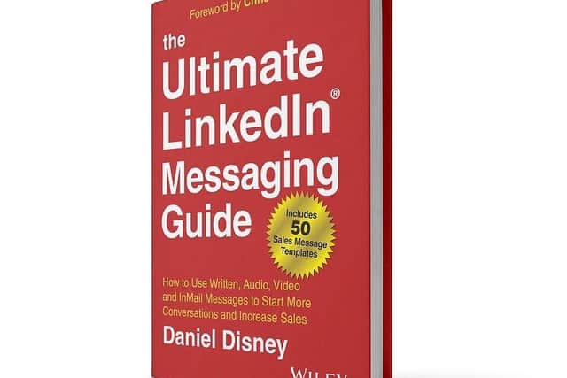 The Ultimate LinkedIn Messaging Guide helps people generate sales and make contacts on the platform.