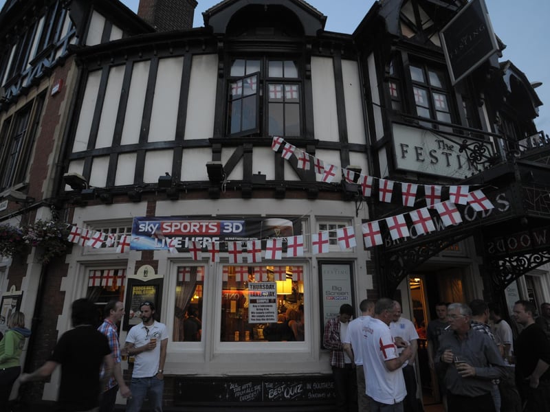Situated in Festing Road, Southsea, this Victorian build was once a hotel and it has a Google rating of 4.3. It is dog friendly and has been described as a friendly place.