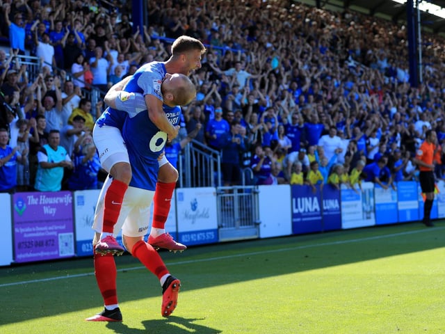 Overall attendance: 18,842.
Match result: Home win.
