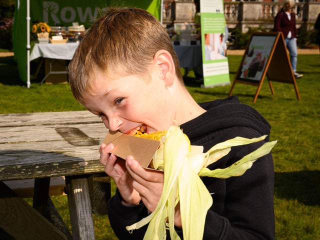 Pictured is: Enjoying some sweet corn Picture: Keith Woodland (140921-38)