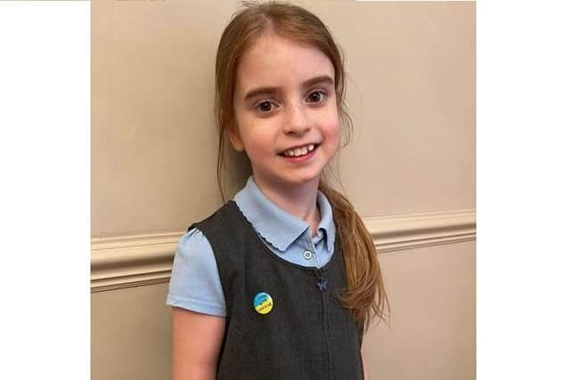 Eva Boldry, 9, from Fareham has made pin badges to raise money for Ukraine.