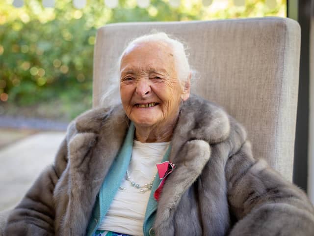 Pictured: Joan Eddings at Rowans Hospice, Portsmouth. Picture: Habibur Rahman