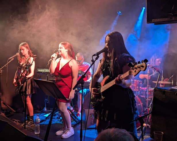 Shades of Scarlet raised over £900 for the BHF at the Wedgewood Rooms.