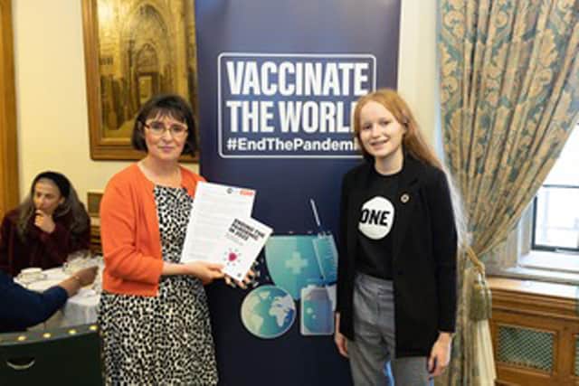 USE SMALL ONLY POOR PIC The One Campaign
The One Campaign. Day of Action in Parliament. 23/2/22
Ella Reilly with Patricia Gibson MP. Picture: Anna Gordon/ The One Campaign