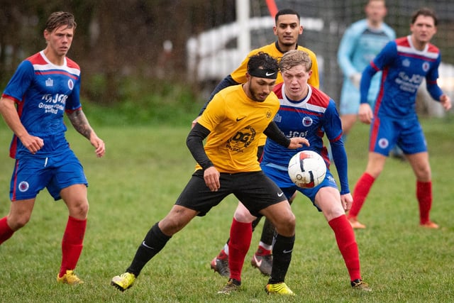 FFTP (yellow) v The Meon. Picture by Keith Woodland