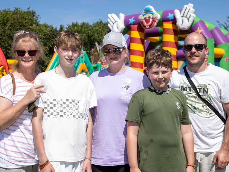 Pictured - Smith Family from GosportPhotos by Alex Shute