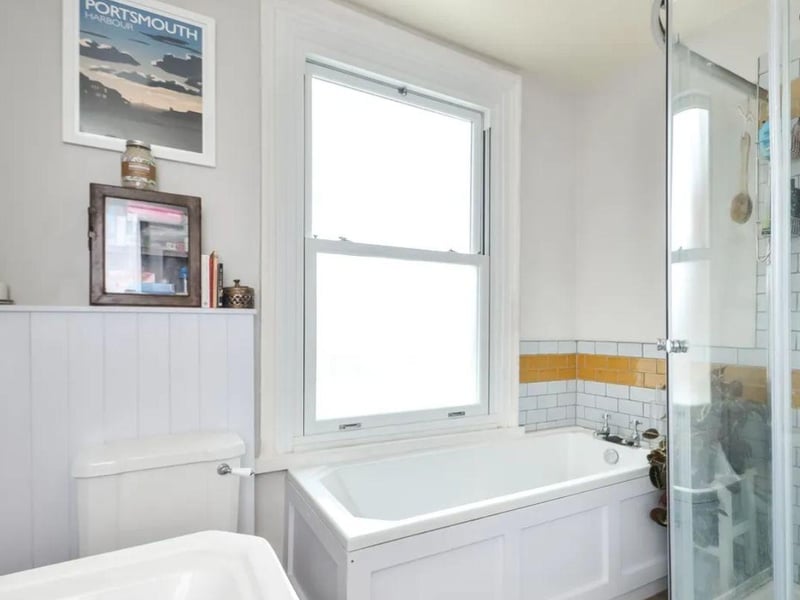 The listing says: "The accommodation provides 3129 sq ft of living space with a central hallway, sitting room with bay window, dining room, conservatory, fitted kitchen/breakfast room, utility room and cloakroom on the ground floor with 24’ games room and separate store on the lower ground floor."