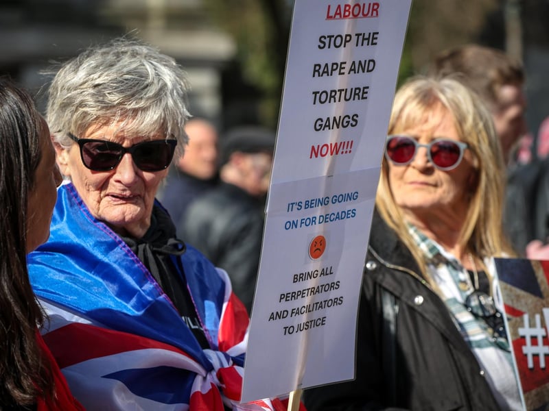A Unity Rally, arranged by Stand Up To Racism Portsmouth, and a mass-deportation demonstration, arranged by UKIP, took place in Portsmouth's Guildhall on Saturday, March 15. Picture: Chris Moorhouse (150325-049)