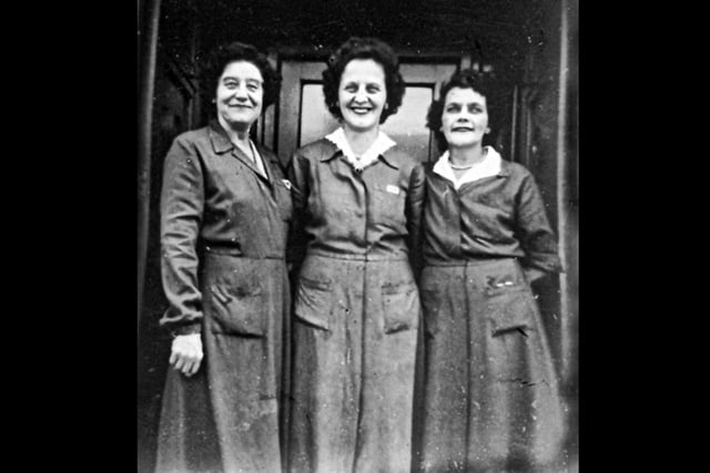 Hilda, Grace and Olive McInnes in a doorway of the Cumberland Tavern, Eastney, in 1956.