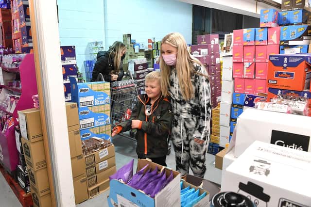 Pictured are shoppers in the warehouse. Picture by Paul Jacobs/pictureexclusive.com