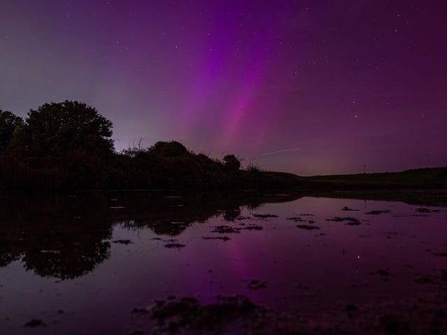 A gorgeous picture of the Northern Lights.
