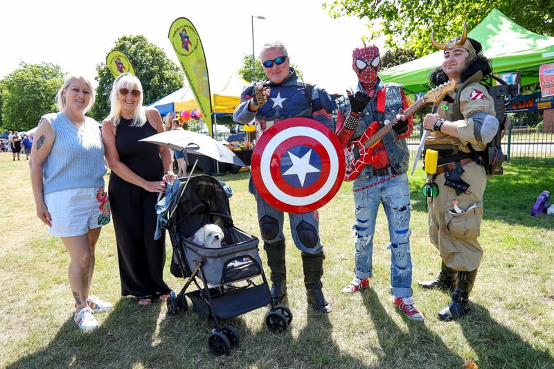 Fundraiser for Harbour Cancer Support, Walpole Park, Gosport
Picture: Chris Moorhouse (220625-07)