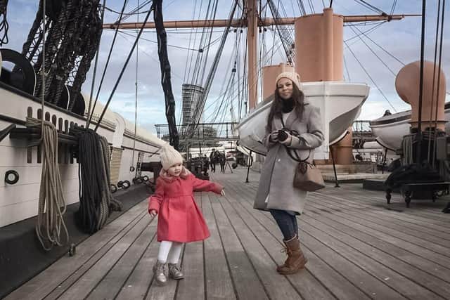 Louisa Khisamutdinova, from the Republic of Tatarstan, and her daughter Emilia, 5, who live in Southsea