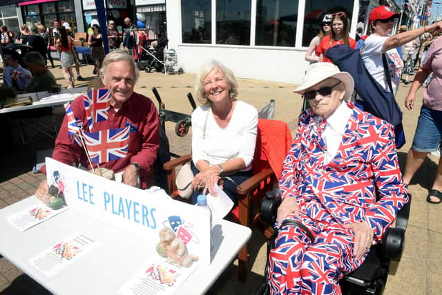 Pictured is: (l-r) Lee Players Peter Appleton, Angela Torroni and John Maude.

Picture: Sarah Standing (020622-8647)