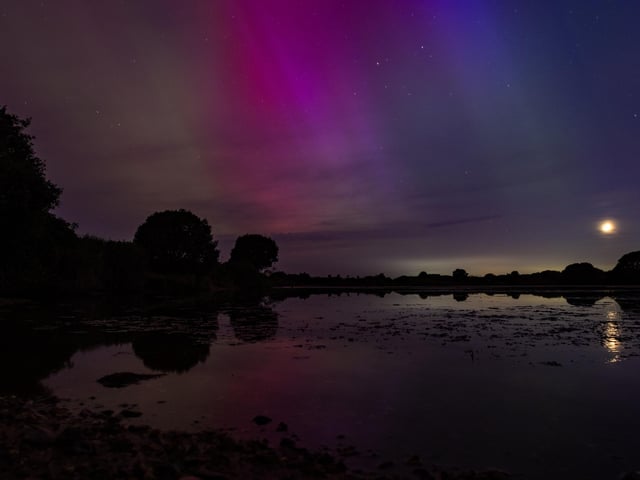 A gorgeous picture of the Northern Lights.