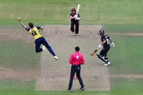 Scott Currie's incredible catch for Hampshire