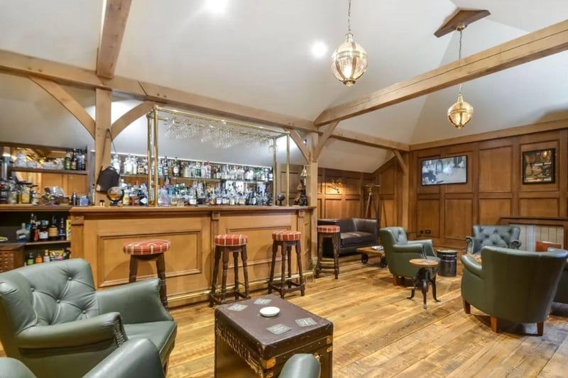This property also has an incredible bar space perfect for entertaining.