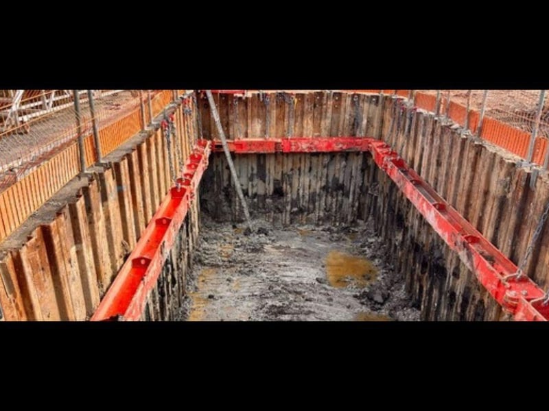 A hole has been dub for the huge backwash tank. The team had to dig through 5ft of clay here, as well as lots of top soil and have even found three tree stumps in this hole.  This week the backwash tank will be lowered into the hole and fitted into place