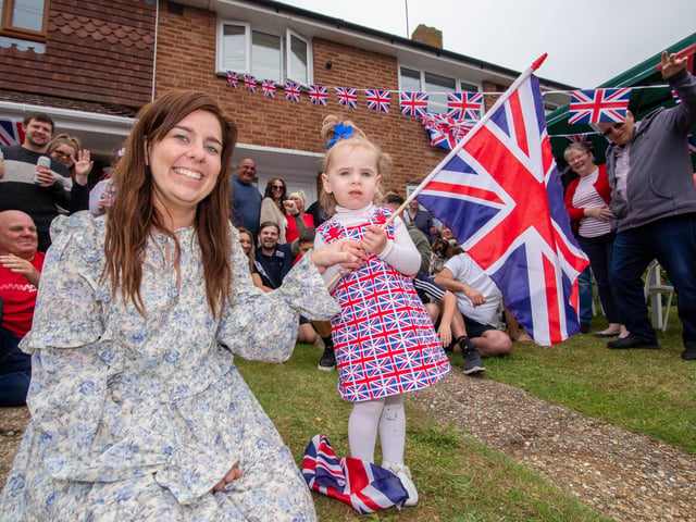 Platinum Jubilee parties across Portsmouth on Sunday 5th June 2022
Pictured: Celebrations at Furzedown Crescent, Havant
Picture: Habibur Rahman