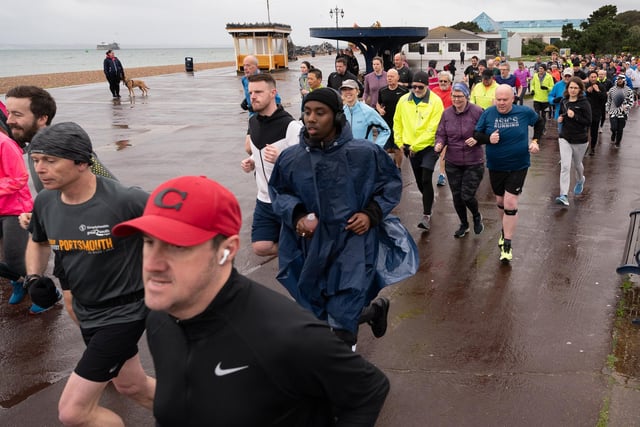 The field sets off at the start of the Southsea parkrun. Picture: Keith Woodland (010421-17)