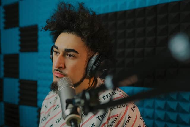 University of Portsmouth BA film graduate, Ali Rasoul, has been rubbing shoulders with the stars since setting up his own film production company.
