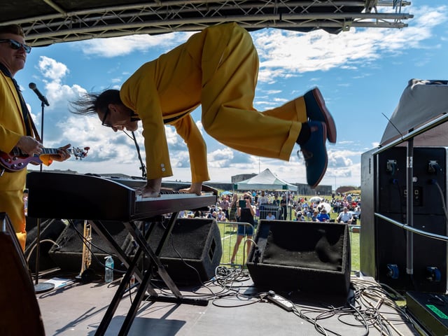 Keyboard player Vince Hurley from Jive Aces giving a very energetic performance at the Bandstand. Picture: Mike Cooter (210724)