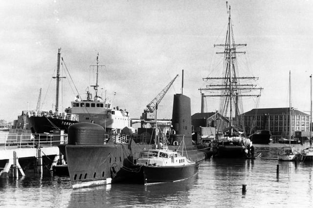 HMS Alliance berthed at HMS Dolphin, soon to be hauled to a permanent exhibition on dry land, 1979. The News PP5439