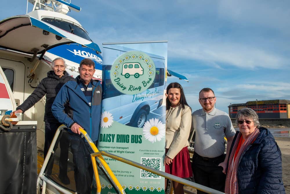 Hovertravel supports Portsmouth Daisy Bus