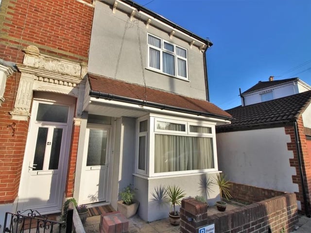 This three bed end terrace house on Lyndhurst Road has recently been sold subject to contract for £249,995. It also has one bathroom and one reception room. It is listed on the market by Jeffries and Dibbens Estate and Lettings Agents.