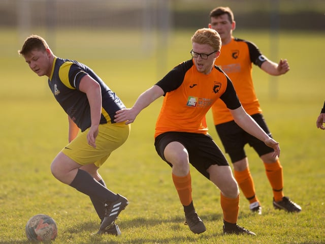 Pelham (blue & yellow) v AFC Farlington. Picture by Keith Woodland