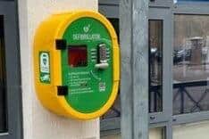 A new defibrillator has been fitted outside the Citizen Advice Centre in Gosport.