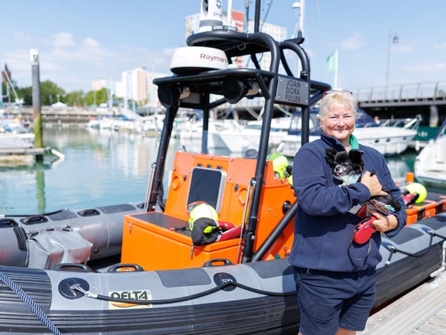 Vicky Burridge from Boatfolk with her dog Gracie.  Picture:Marcin Jedrysiak