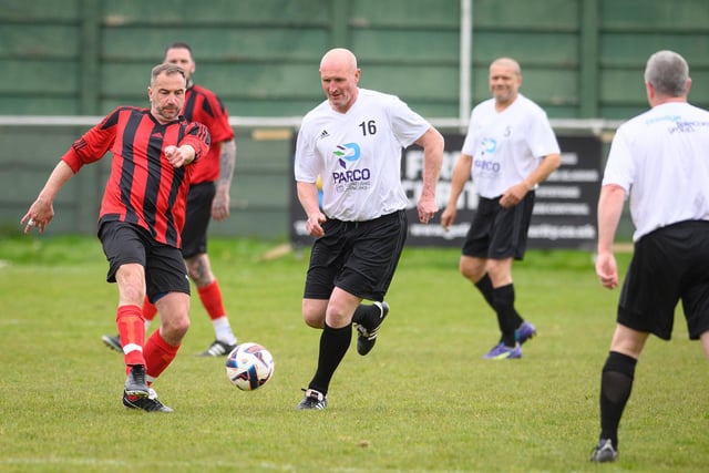 Action from the Jon Gittens memorial charity match between a team of former Fareham Town players and a side of ex-Pompey and Southampton professionals. Picture: Keith Woodland (160421-154)
