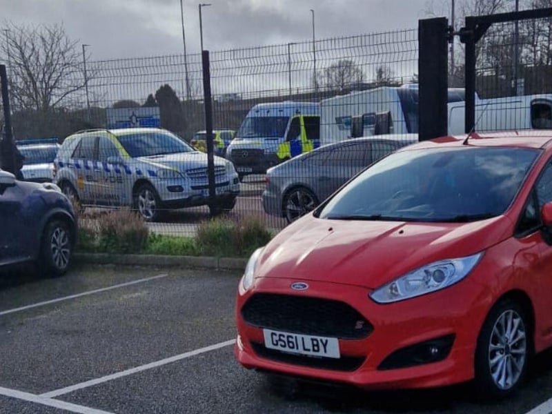 There is a large police presence at the Portsmouth Park & Ride in Tiper Lane near the M275, with reports of travellers forming up in the area.