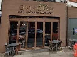 Gin and Olive is another hot spot in Southsea. This warm and cosy restaurant and bar is always busy and it offers a range of food from burgers and steaks to snacks and sides. Not only is the food sublime, but the range of cocktails is the icing on the cake.