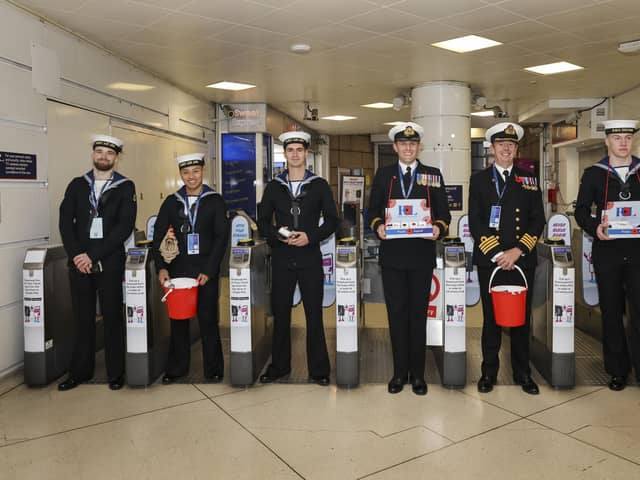 ROYAL NAVY “ON THE TOWN” FOR LONDON POPPY DAY

Pictured: Captain John Voyce and his team collecting for the Royal British Legion Poppy Appeal in Fenchurch Street Underground station, London.
Over 200 uniformed sailors from the Royal Navy will converge on the capital on 4th November for London Poppy Day after last year’s fundraising effort was scaled back due to the COVID-19 pandemic restrictions.
