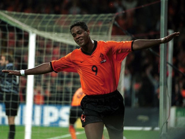 Pompey Pedro says: Paddy Kluivert. A poor man’s Yakubu. Newcastle sign him instead.   Picture: Craig Prentis/ALLSPORT
