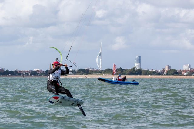 The Formula Kite European Championships start in Portsmouth, Southsea on Thursday 21st September 2023
Pictured: Competitior sailing past Spinnaker Tower
Picture: Habibur Rahman