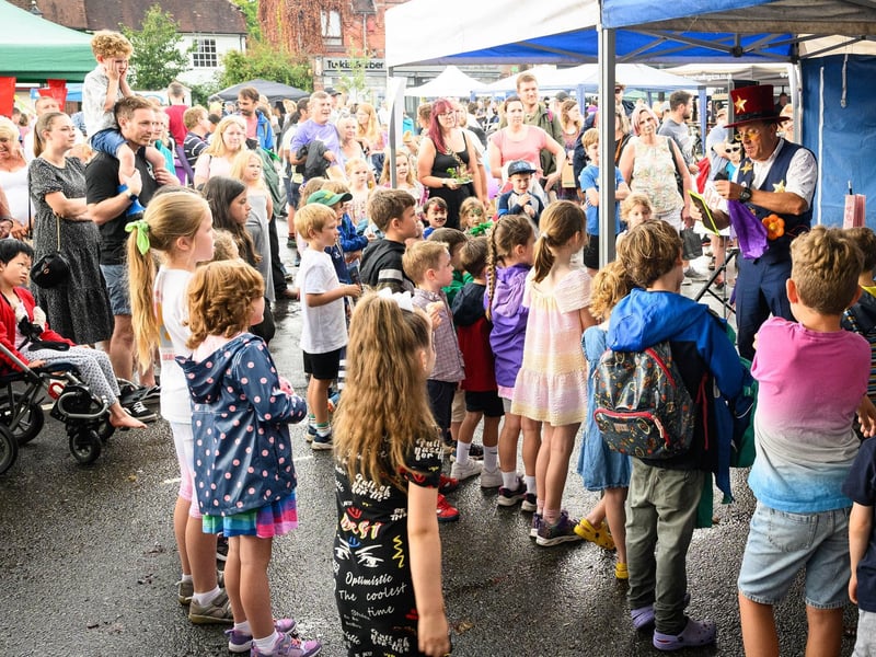 Pictured is: Children enjoy the magic show
Picture: Keith Woodland (100921-2)