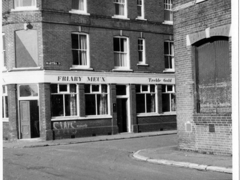 This pub used to stand on the corner of Thomas Street and Martha Street. It operated as at least eight different pubs including the Old Countryman in Victorian times. It was demolished in 1988