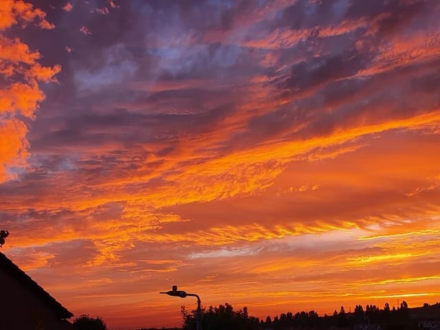 A beautiful view of the sunset from Port Solent. Credit: Trish Houston.